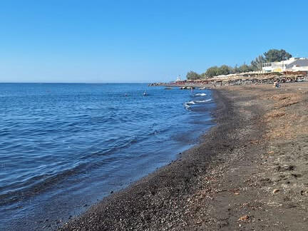 PERISSA BEACH